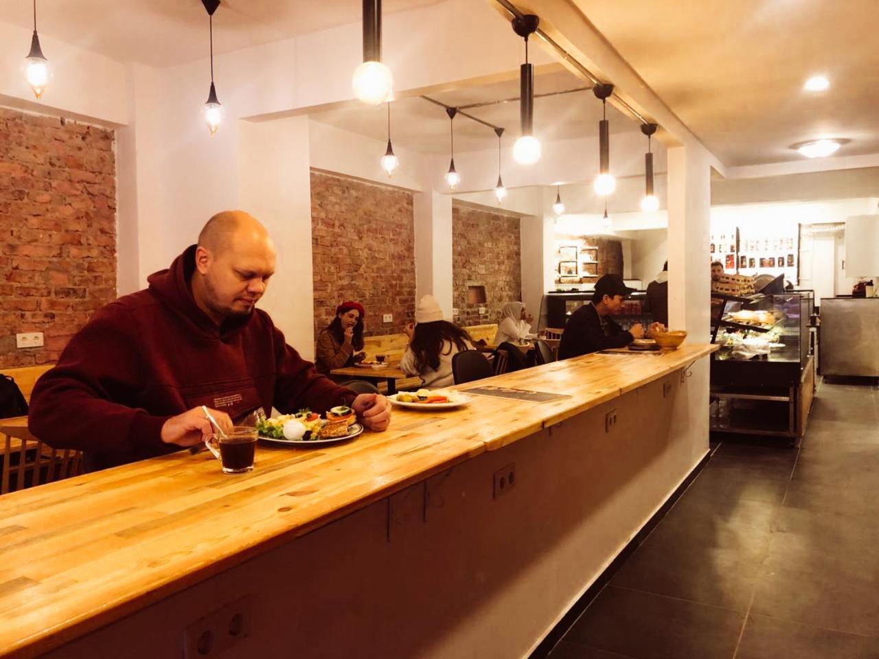 Gafa Garden Hostel & Apartments - Great Location イスタンブール エクステリア 写真