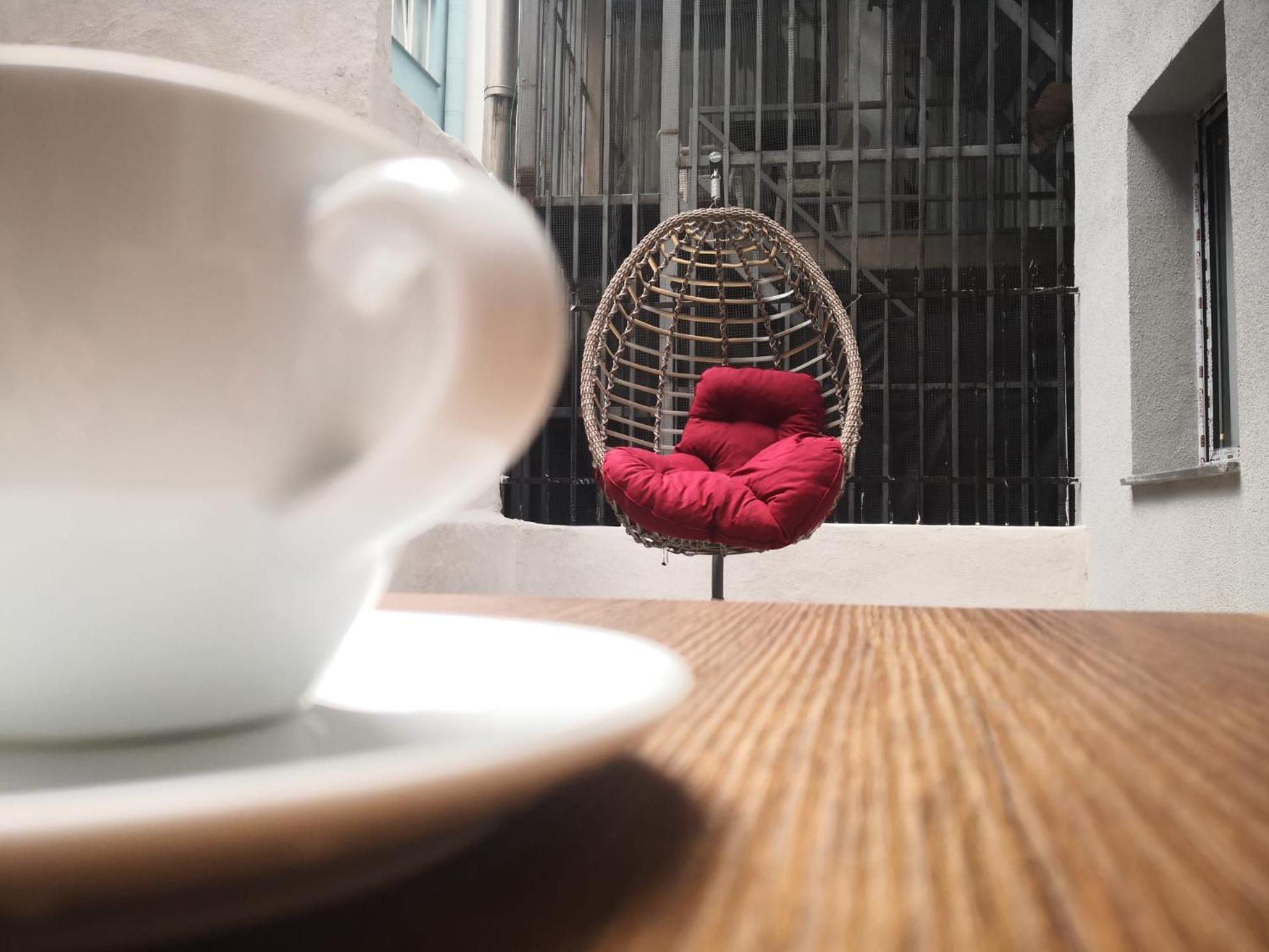 Gafa Garden Hostel & Apartments - Great Location イスタンブール エクステリア 写真